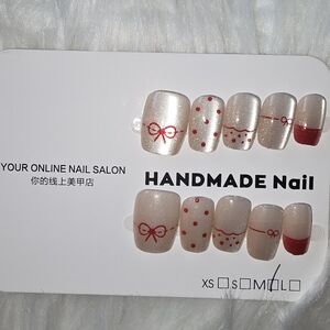 Handmade Nail Set with Red Bow And Catseye Design